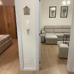 Centre Lions Gate 4 * Tirana