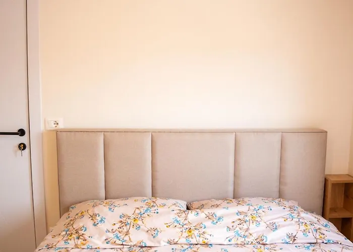 Appartement Centre Lions Gate 4 *